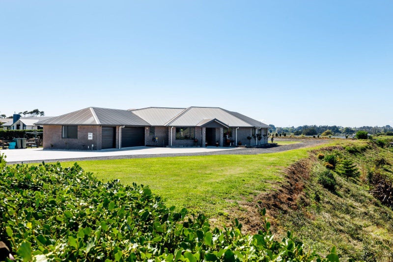 8 Miriama Way, Whatawhata - Carousel 1