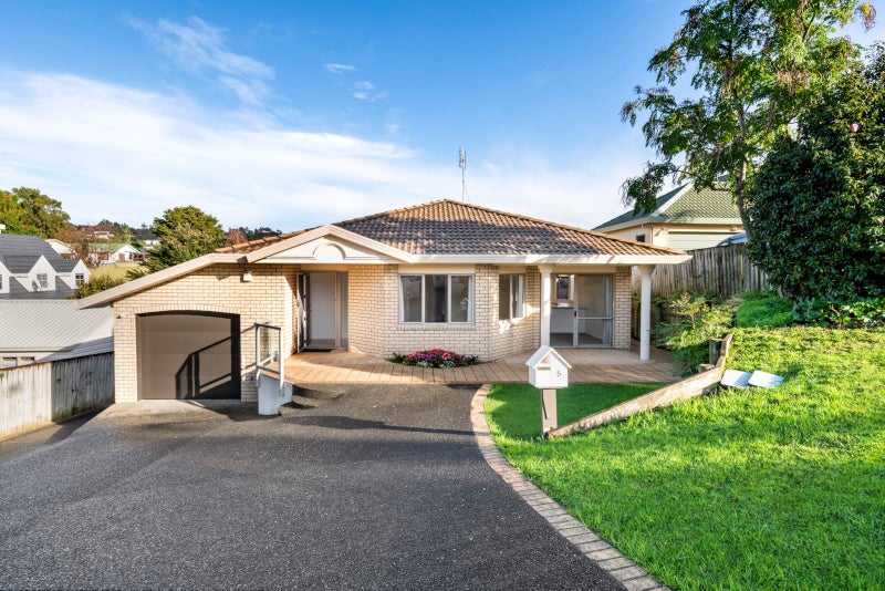 5 Palmgreen Court, Stanmore Bay, Whangaparaoa - Carousel 2