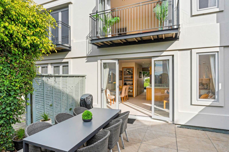 19/68 Remuera Road, Newmarket, Auckland - Carousel 1