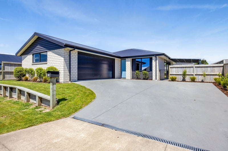13 Hodge Park Lane, Inglewood - Carousel 1