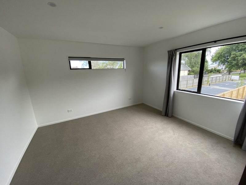 1/15 Bunyan Street, Waltham, Christchurch - Carousel 25