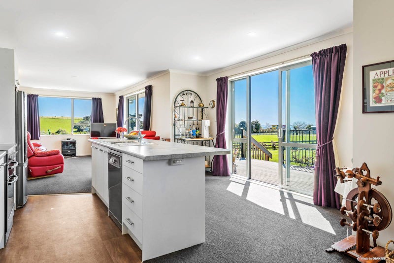 3 Allan Road, Āwhitu - Carousel 2