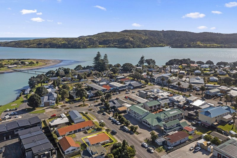 14A Bankart Street, Raglan - Carousel 2