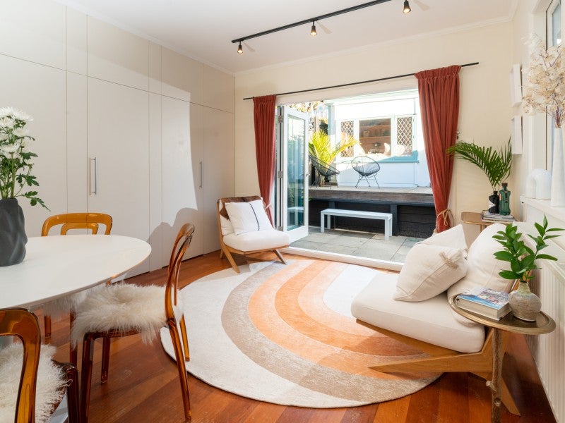 55 Aro Street, Aro Valley, Wellington - Carousel 2