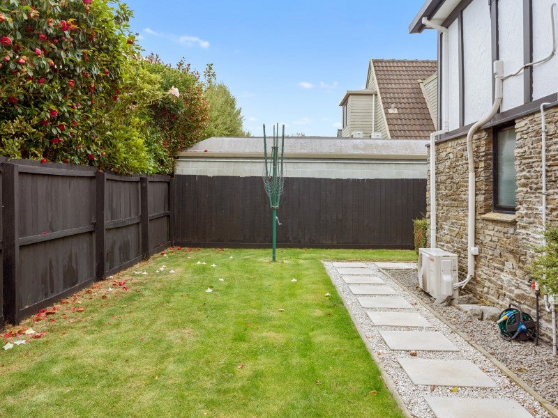 11A Thurlestone Place, Burnside, Christchurch - Carousel 15