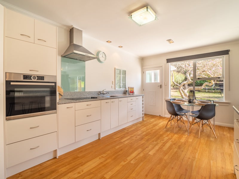 320 Kaikorai Valley Road, Bradford, Dunedin - Carousel 2