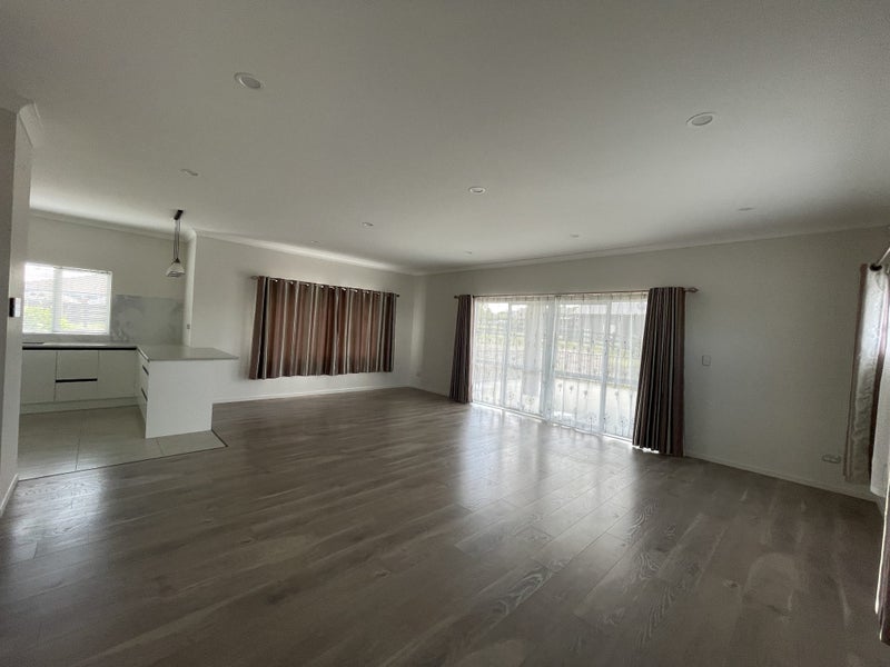 9 Mclachlan Way, Pōkeno - Carousel 2