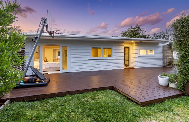 48A Heathcote Road, Castor Bay, Auckland - Carousel 1