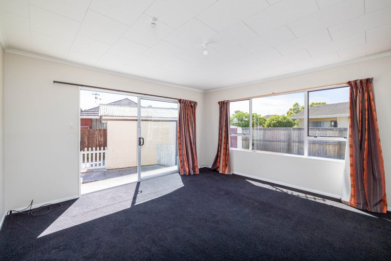 2/82 Hay Street, Bromley, Christchurch - Carousel 2