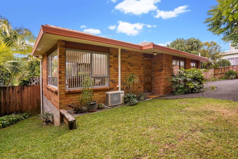16 Garden Lane, Torbay, Auckland - Carousel 2