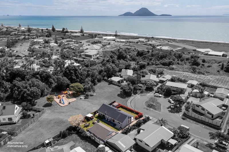 9 Alpha Avenue, Coastlands, Whakatane - Carousel 1