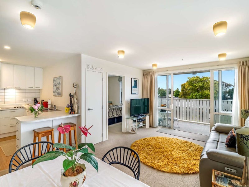 208/21B Swanson Road, Henderson, Auckland - Carousel 2