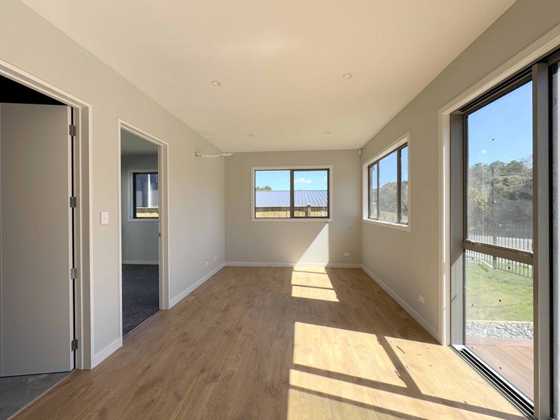 1 Kātote Avenue, Swanson, Auckland - Carousel 2