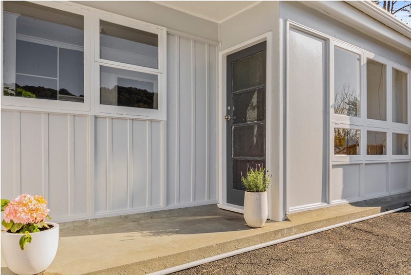 1/26 Deller Grove, Silverstream, Upper Hutt - Carousel 2