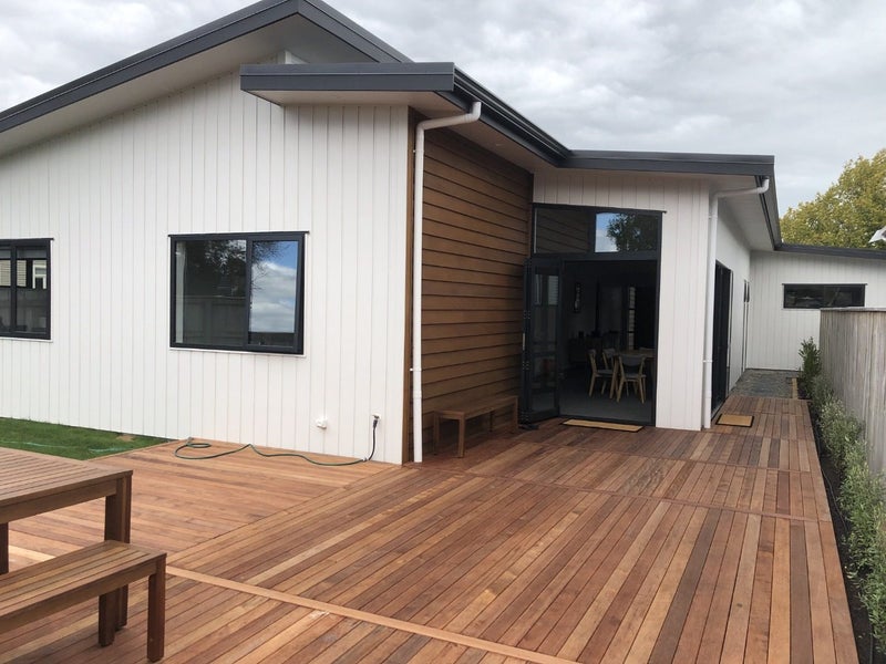 27 South Street, West End, Palmerston North - Carousel 2
