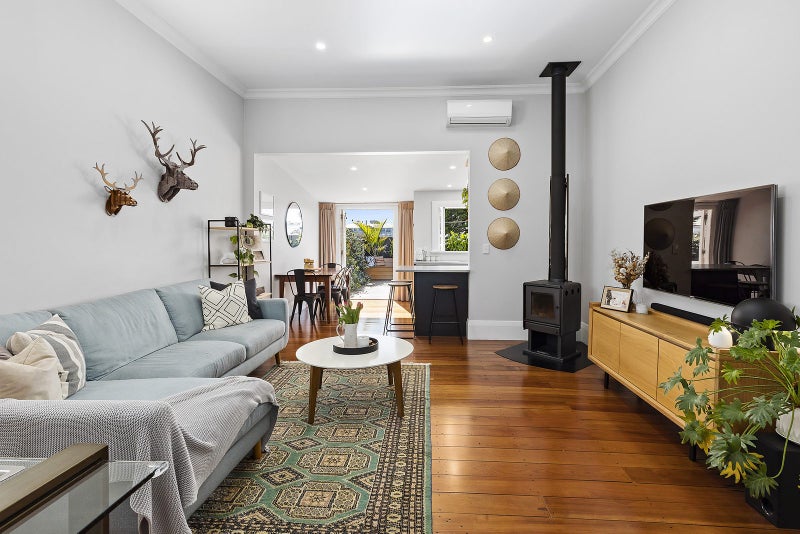 54 Herald Street, Berhampore, Wellington - Carousel 2