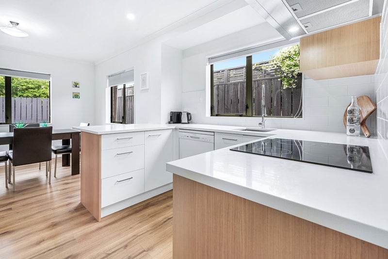 11A Mahana Road, St Andrews, Hamilton - Carousel 2