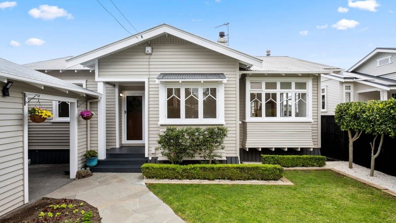 4 Westminster Road, Mount Eden, Auckland - Carousel 1