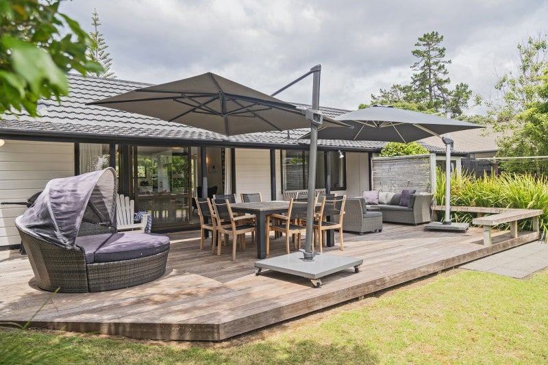 17 Lowe Park Lane, Pauanui - Carousel 2