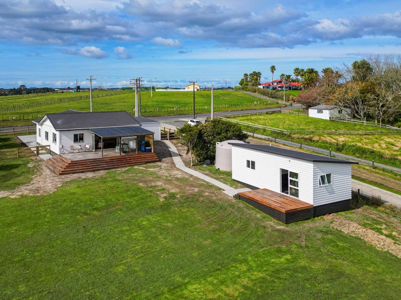 157 Nixon Road, Henderson - Carousel 1