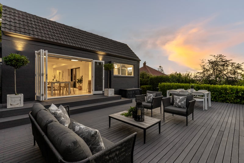 49 Ripon Crescent, Meadowbank, Auckland - Carousel 1