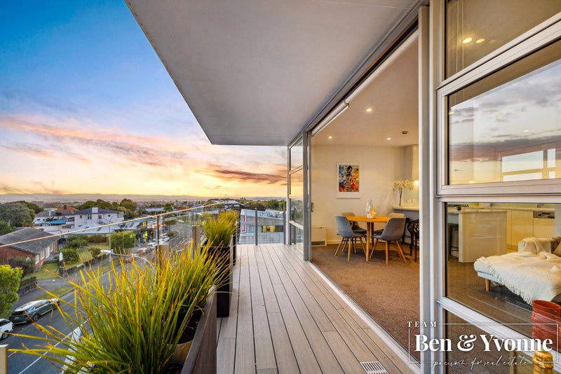 504/19 Surrey Crescent, Grey Lynn, Auckland - Carousel 1