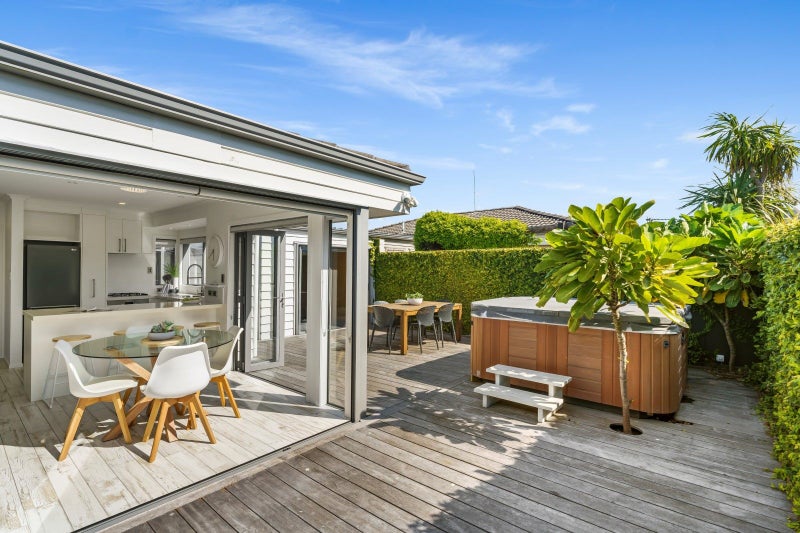 44 LEE STREET, Mount maunganui, Tauranga - Carousel 1