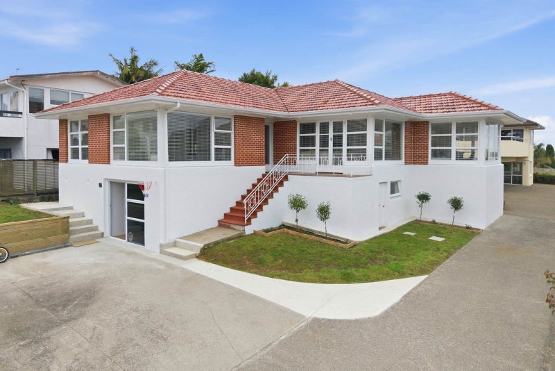 21 Devon Road, Bucklands Beach, Auckland - Carousel 31