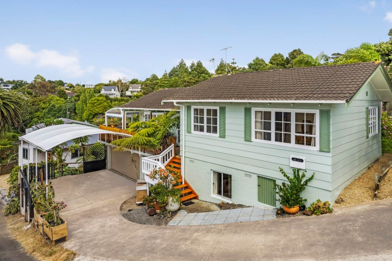25 Woodcote Drive, Glenfield, Auckland - Carousel 2