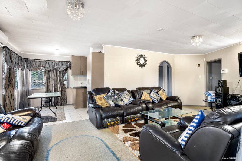 371 Roscommon Road, Clendon Park, Auckland - Carousel 2