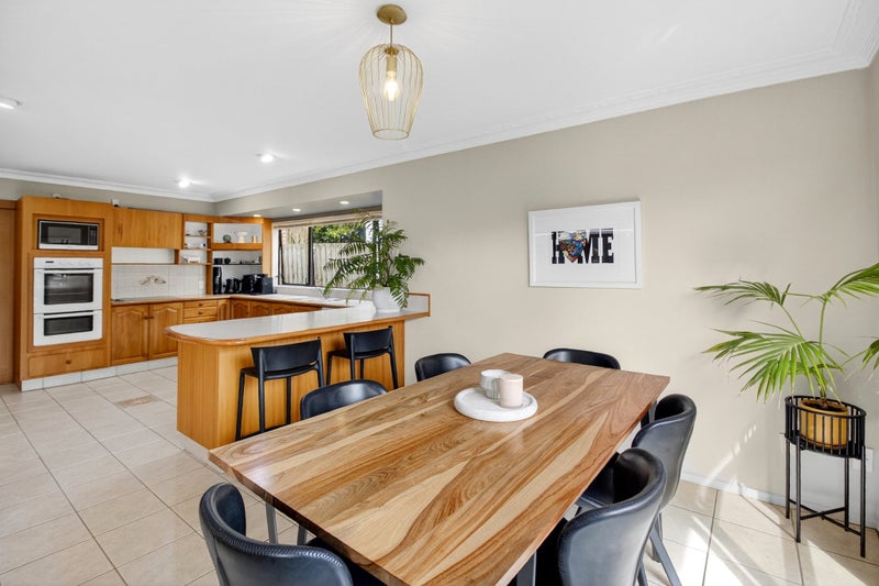 16A Formby Avenue, Point Chevalier, Auckland - Carousel 2