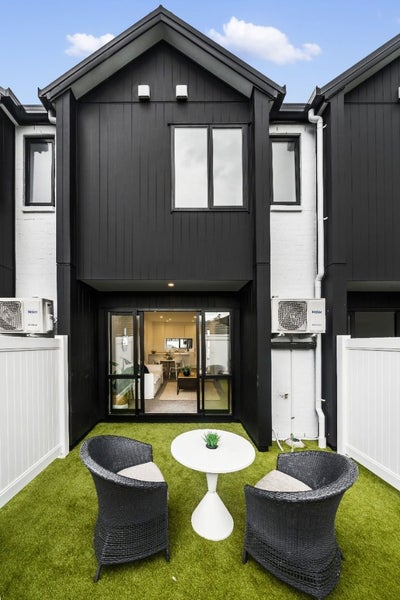 2/1 Grand View Road, Remuera, Auckland - Carousel 17