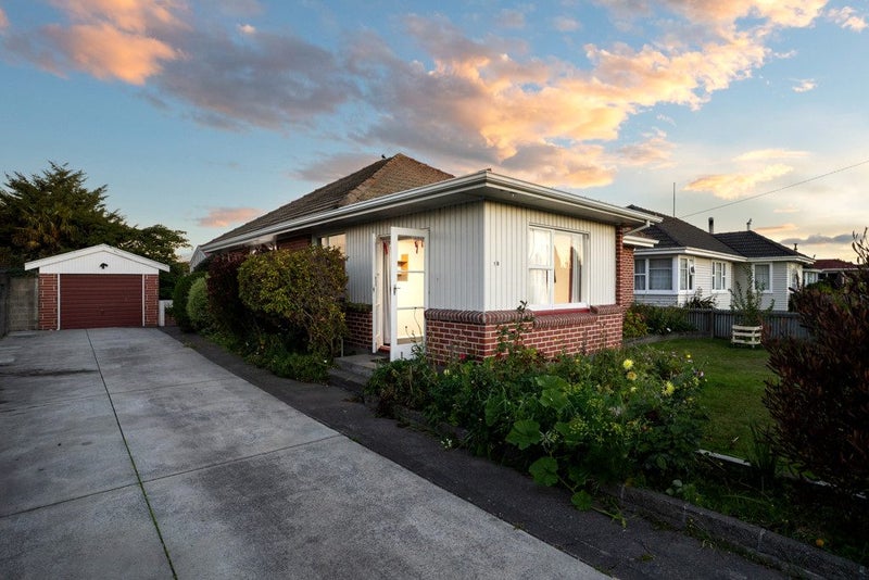 18 Ranui Street, Hei Hei, Christchurch - Carousel 1