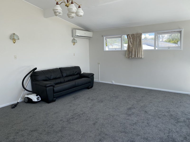 6 Eban Avenue, Hillcrest, Auckland - Carousel 2