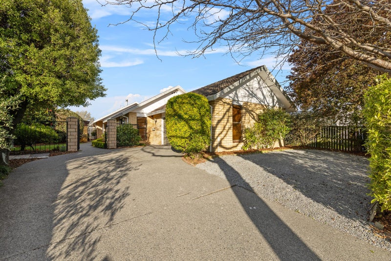 10 Northfield Road, Casebrook, Christchurch - Carousel 1