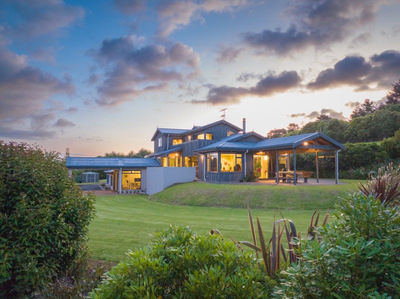 12/199 Birdwood Road, Massey, Auckland - Carousel 1