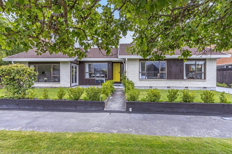 44 Arnold Street, Sumner, Christchurch - Carousel 1
