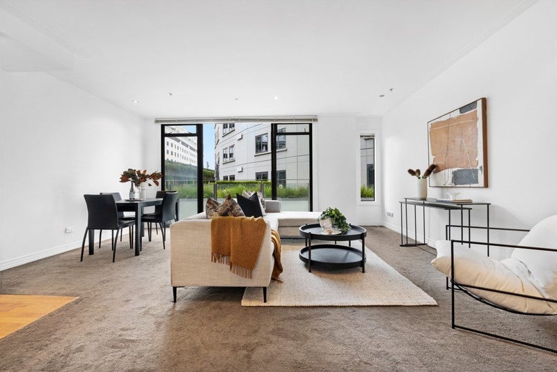 1H/24 James Cook Crescent, Remuera, Auckland - Carousel 2