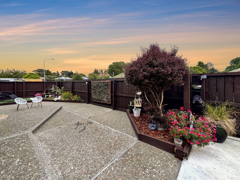 2 Arran Crescent, Woolston, Christchurch - Carousel 12