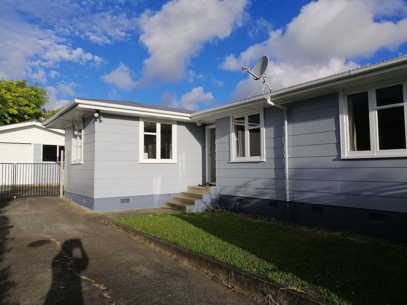57 Anakiwa Street, Kelvin Grove, Palmerston North - Carousel 1