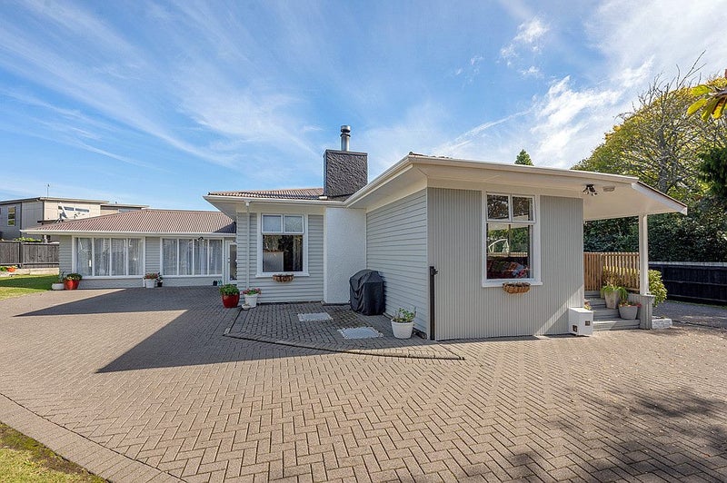 6 Burn Road, Lynmore, Rotorua - Carousel 1