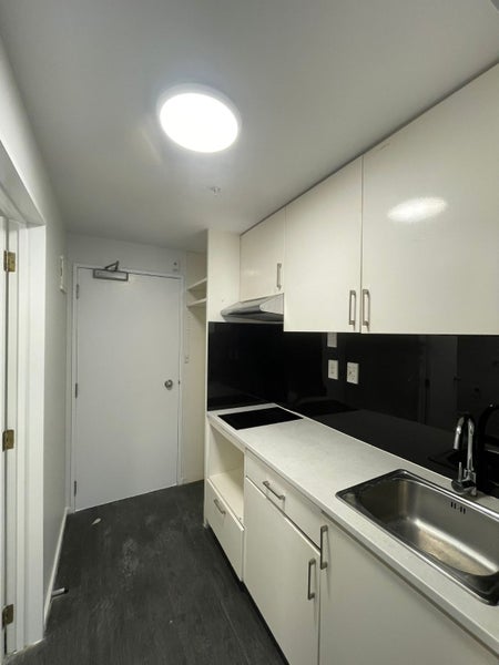 7L/3 Whitaker Place, Grafton, Auckland - Carousel 2