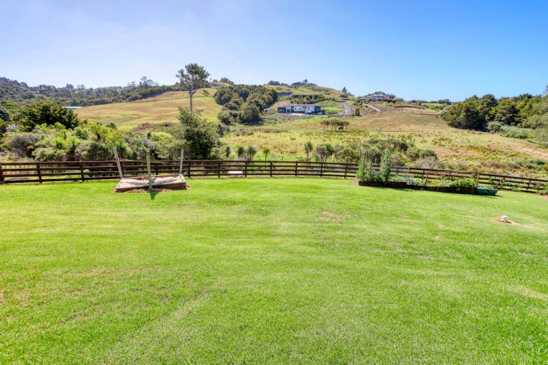 52 Darmah Lane, Kaiwaka - Carousel 2