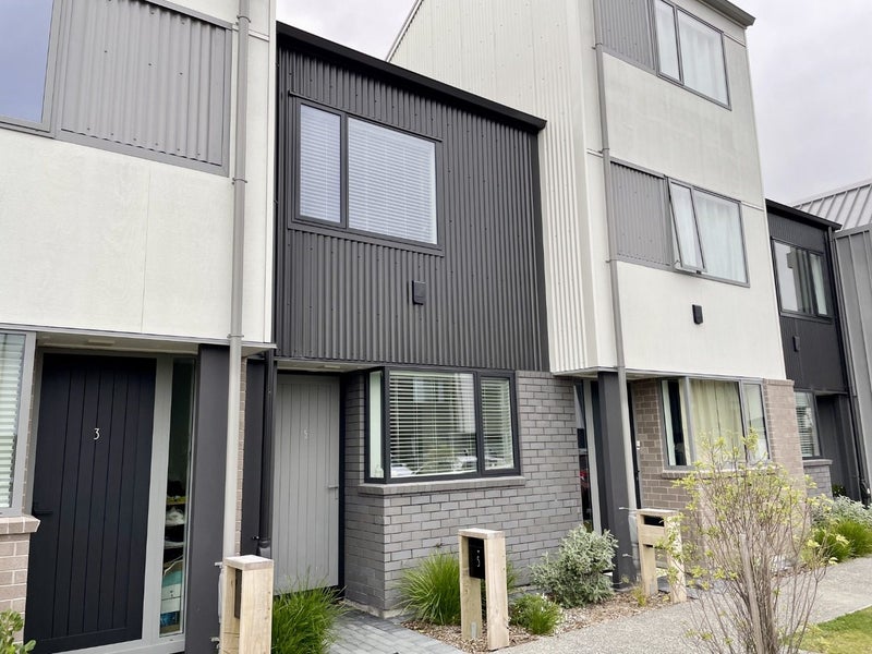 5 Ara Paiwhenua, Tawa, Wellington - Carousel 1