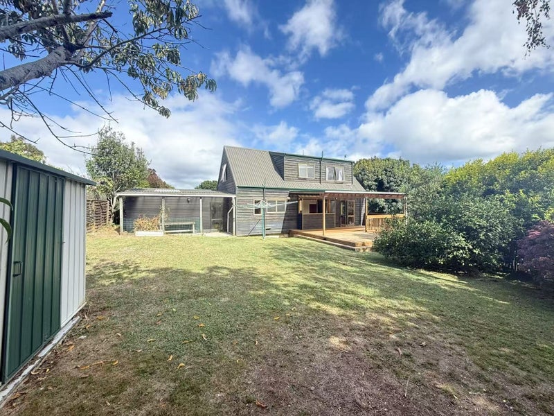 22 St Annes Crescent, Wattle Downs, Auckland - Carousel 2