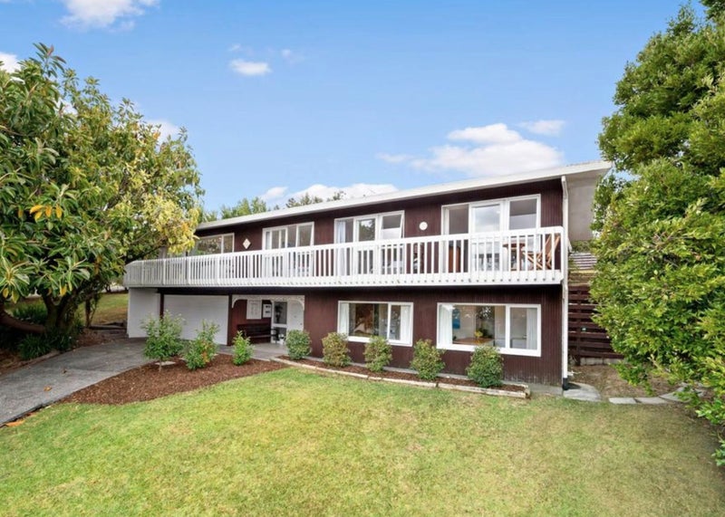 20 Velma Road, Hillcrest, Auckland - Carousel 1