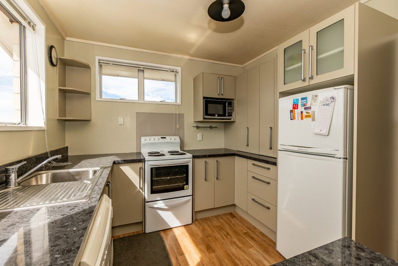 36 Hopkins Street, Gleniti, Timaru - Carousel 2
