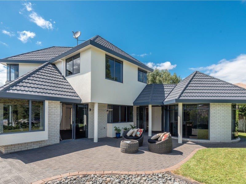 12 Longwood Place, Harrowfield, Hamilton - Carousel 1