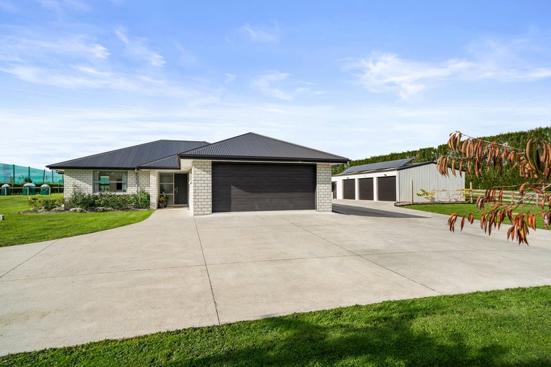 18 Jacks Lane, Tauranga - Carousel 20