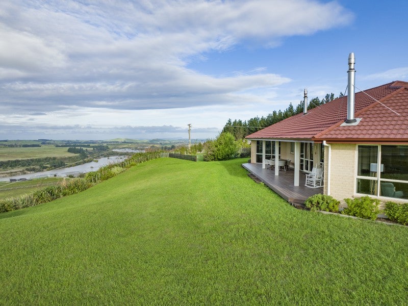 71 Paritu Road, Hastings - Carousel 26